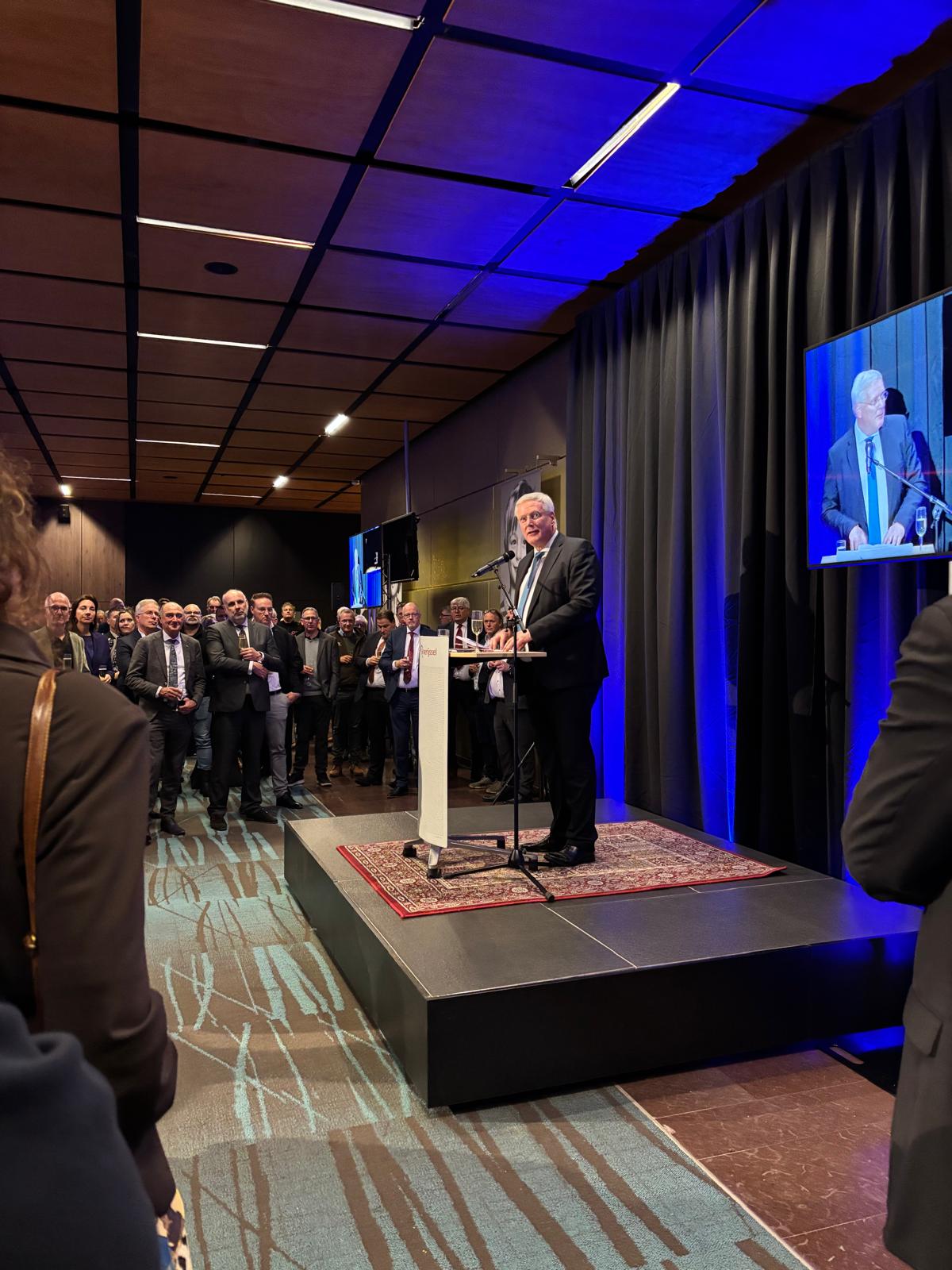 Andries Heidema tijdens zijn toespraak op de nieuwjaarsreceptie 2025